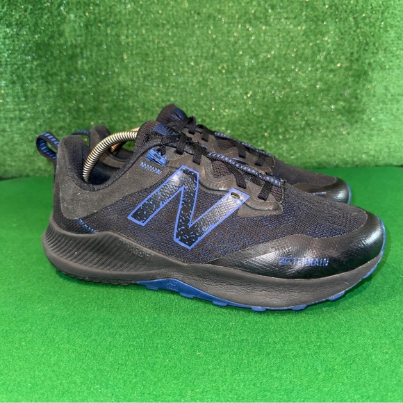 New Balance Nitrel V4 Black Cobalt Blue MTNTRBC4 Men’s Size 9 - Picture 3 of 6